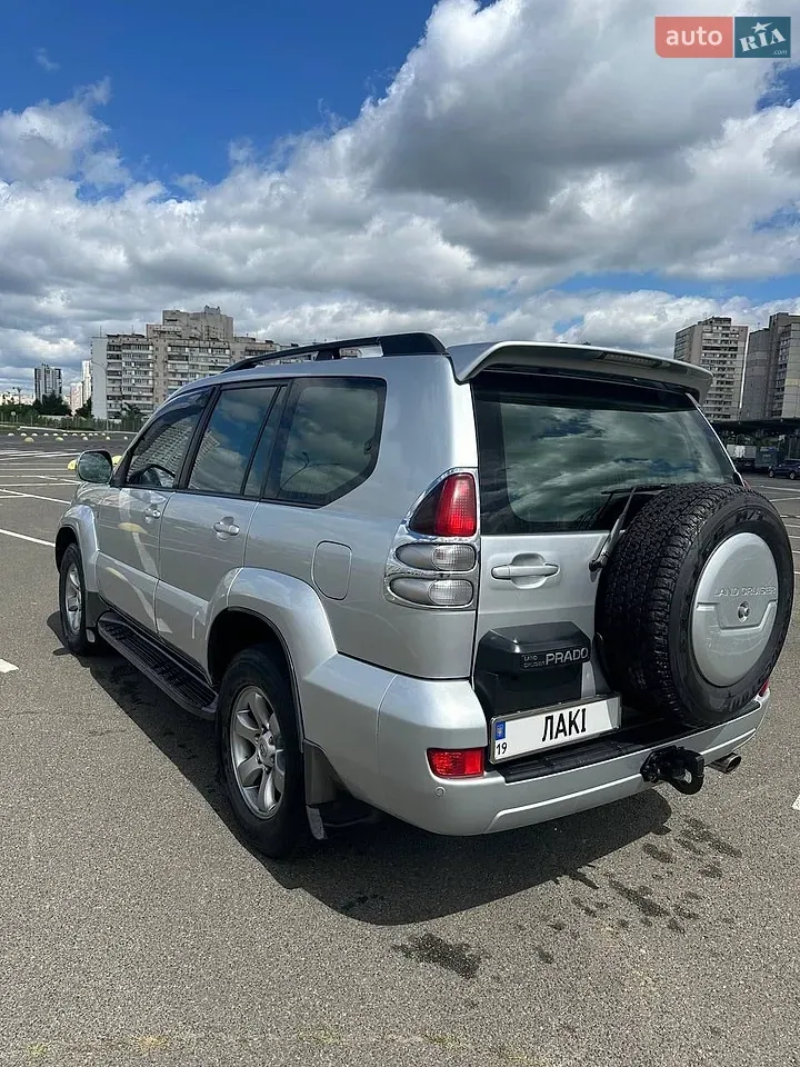 Toyota Land Cruiser Prado 2008 photo 2