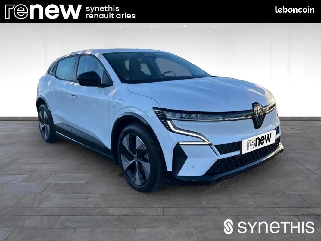 Renault Megane 2023 photo 2