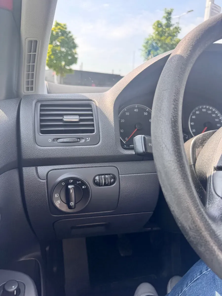 Volkswagen Golf 2006 photo 2