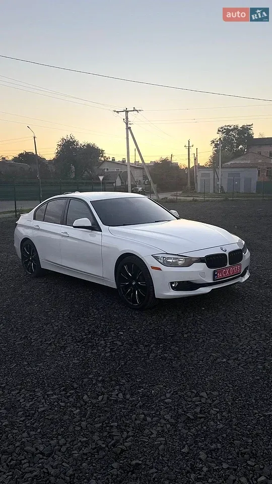 BMW 3 Series 2015 photo 4