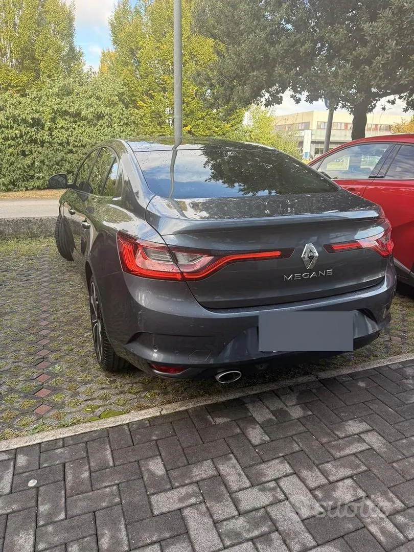 Renault Megane 2017 photo 2