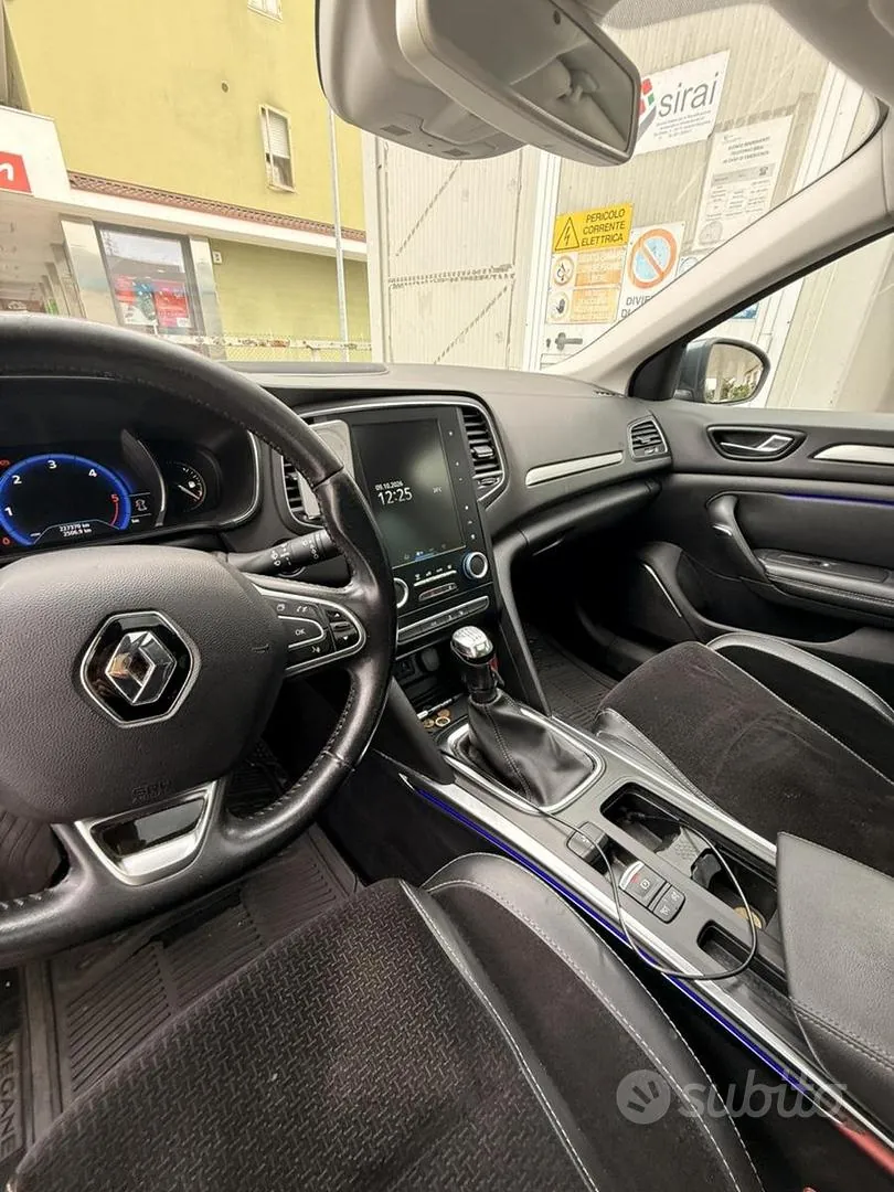 Renault Megane 2017 photo 4