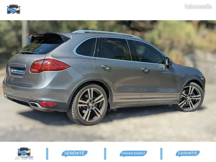 Porsche Cayenne 2011 photo 4
