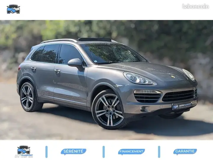 Porsche Cayenne 2011 photo 2