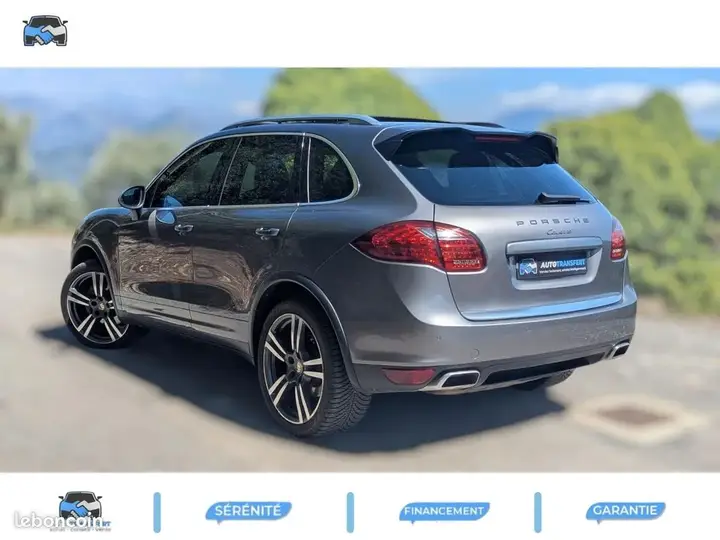Porsche Cayenne 2011 photo 3