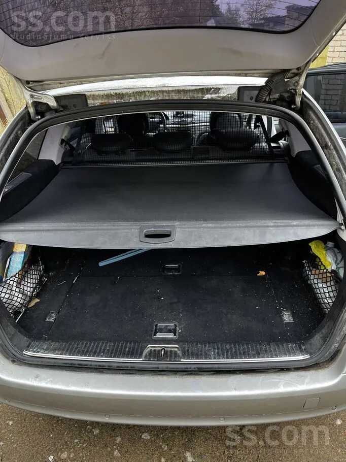 Mercedes-Benz E220 2008 photo 3