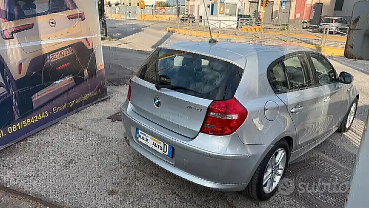 BMW 116 2011 photo 5