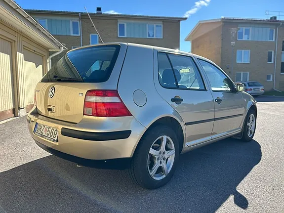 Volkswagen Golf Iv 2003 photo 3