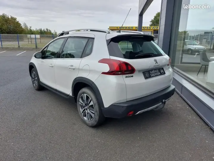 Peugeot 2008 2017 photo 4