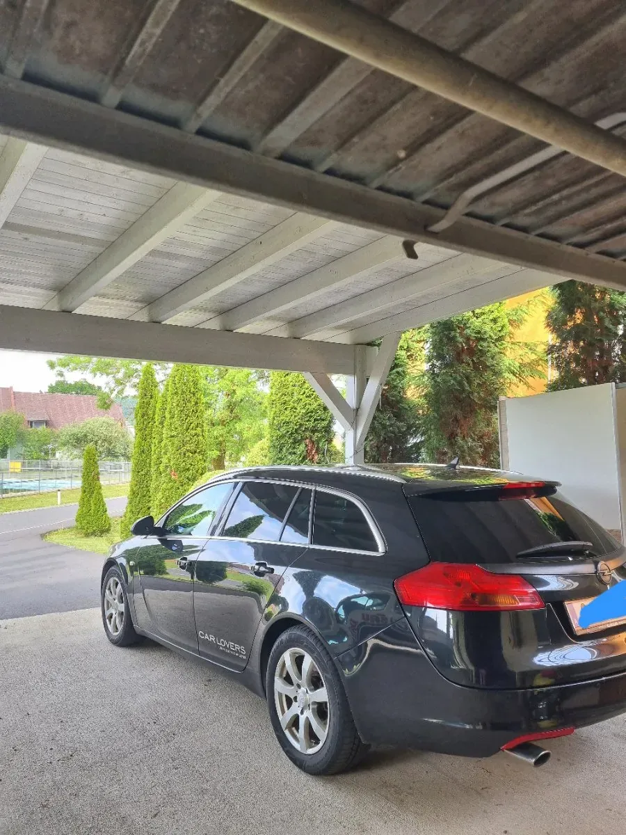 Opel Insignia 2010 photo 2