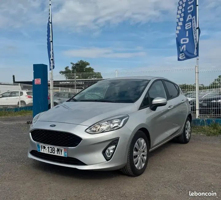 Ford Fiesta 2019 photo 2