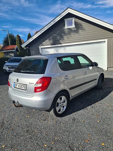 Skoda Fabia 2015 photo 3