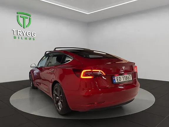 Tesla Model 3 2021 photo 3
