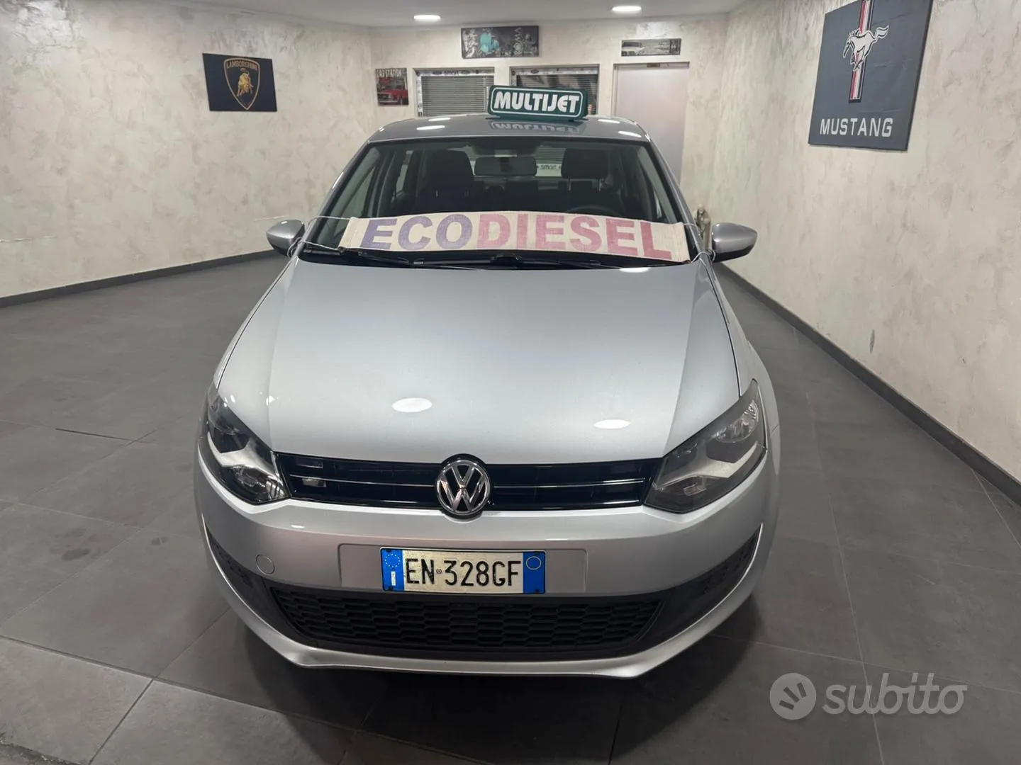 Volkswagen Polo 2012 photo 2