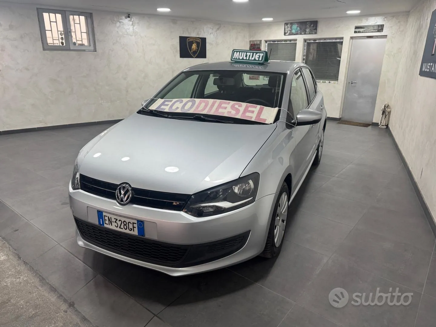 Volkswagen Polo 2012 photo 3