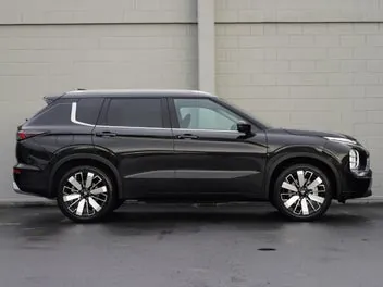 Mitsubishi Outlander 2026 photo 3