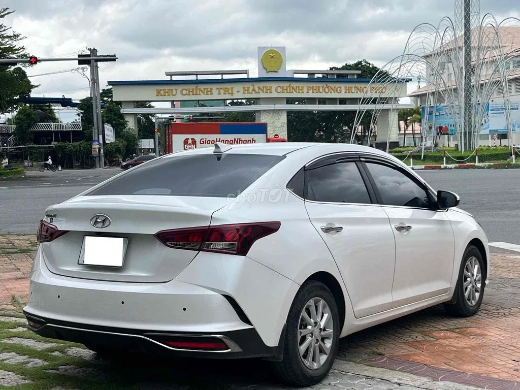 Hyundai Accent 2022 photo 5