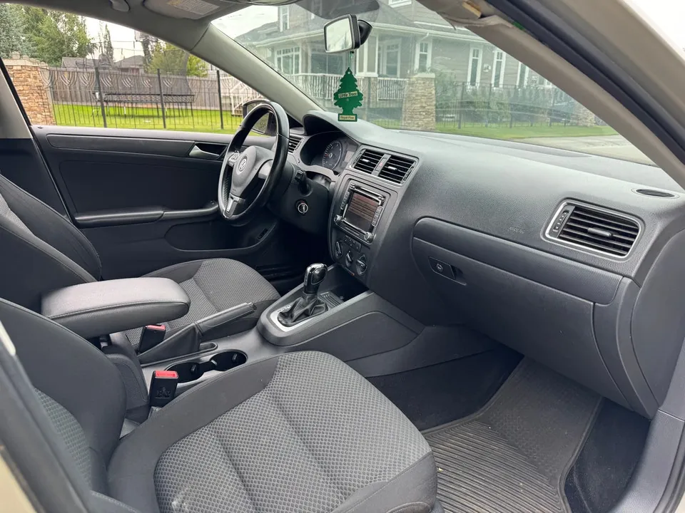 Volkswagen Jetta 2014 photo 3
