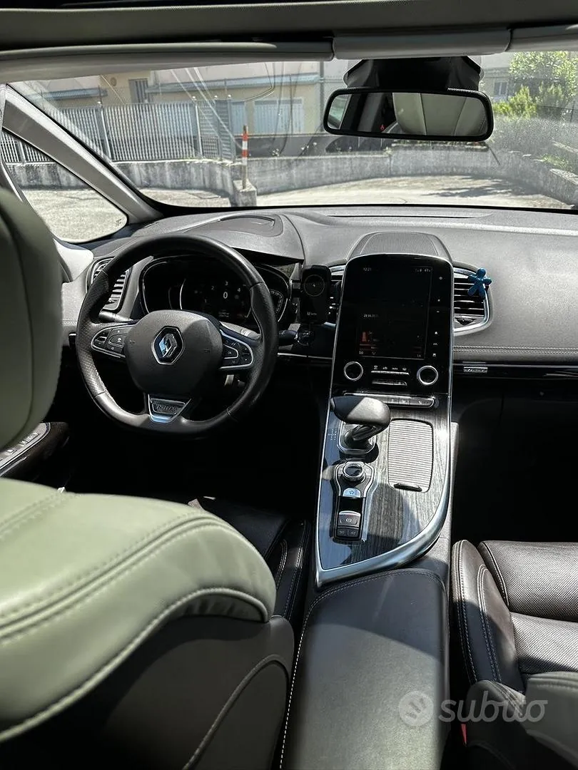 Renault Espace 2016 photo 5
