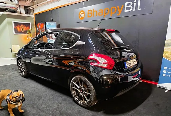 Peugeot 208 2013 photo 5