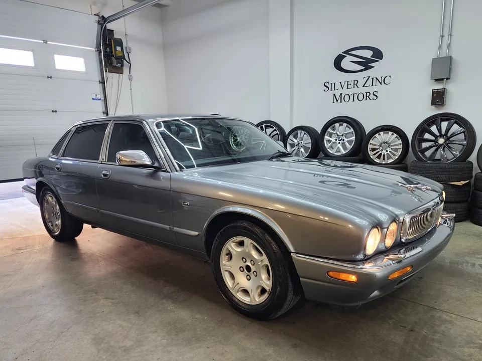 Jaguar Xj8