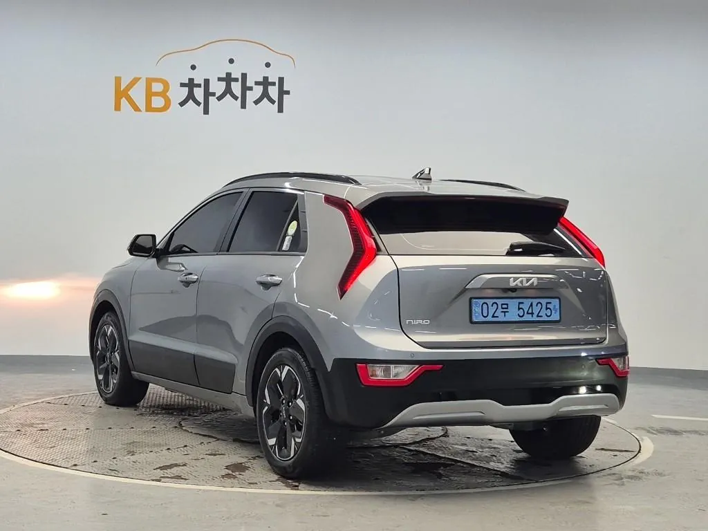 Kia Niro 2024 photo 2