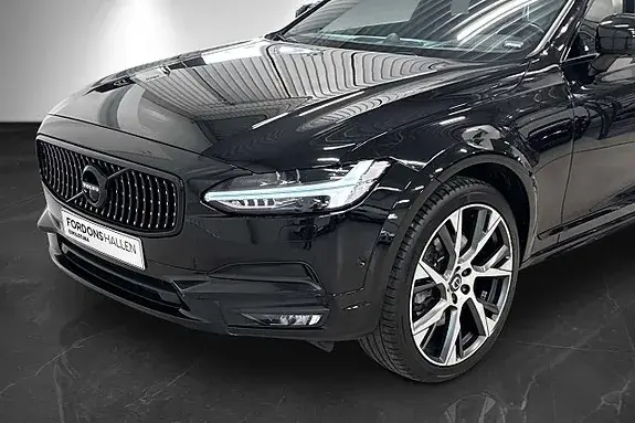 Volvo V90 Cross Country 2018 photo 2