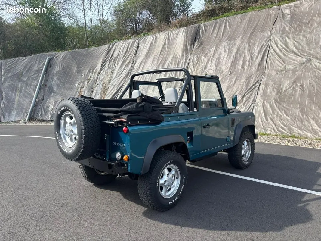 Land Rover Defender 1998 photo 4