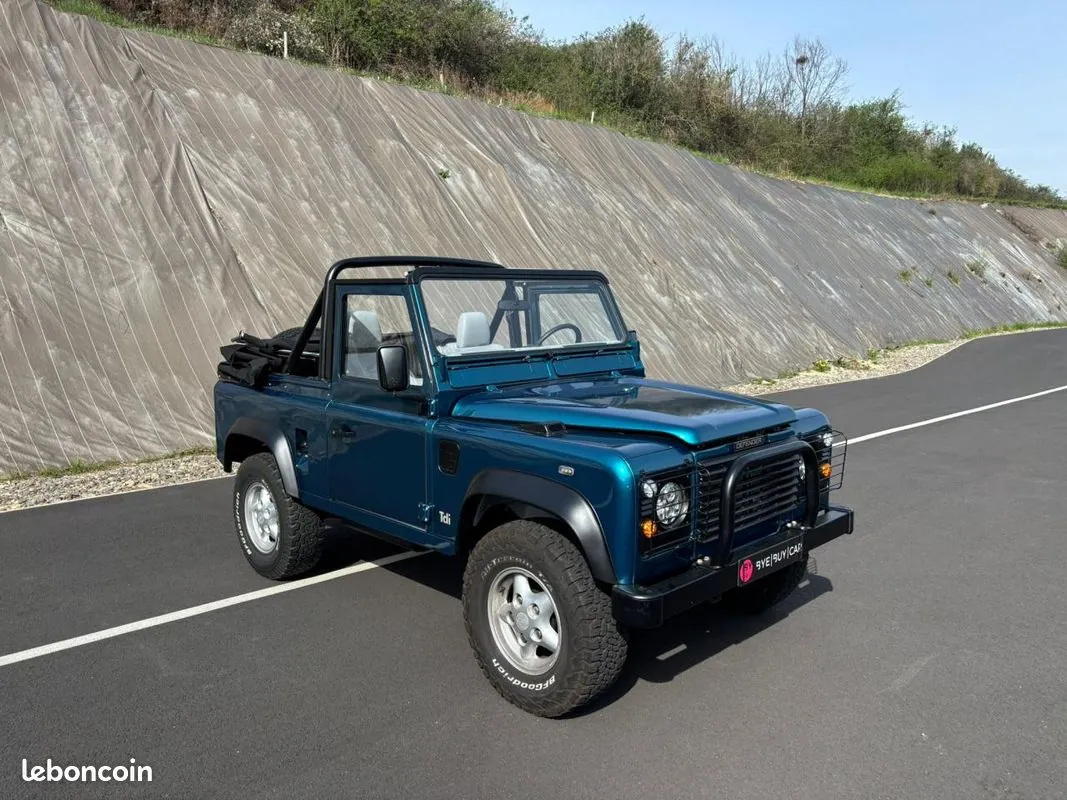 Land Rover Defender 1998 photo 3