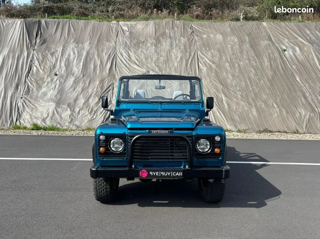 Land Rover Defender 1998 photo 2