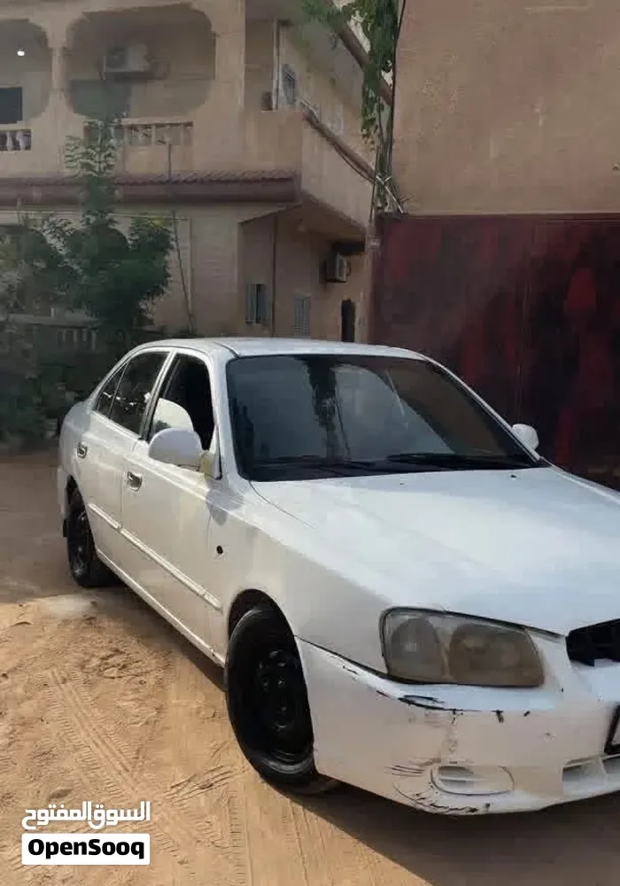 Hyundai Verna 2002 photo 5