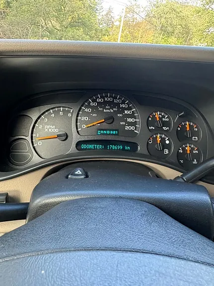 Chevrolet Tahoe 2003 photo 2
