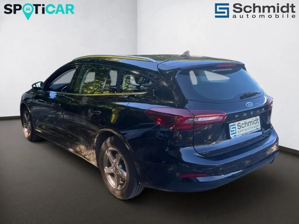 Ford Focus 2024 photo 3