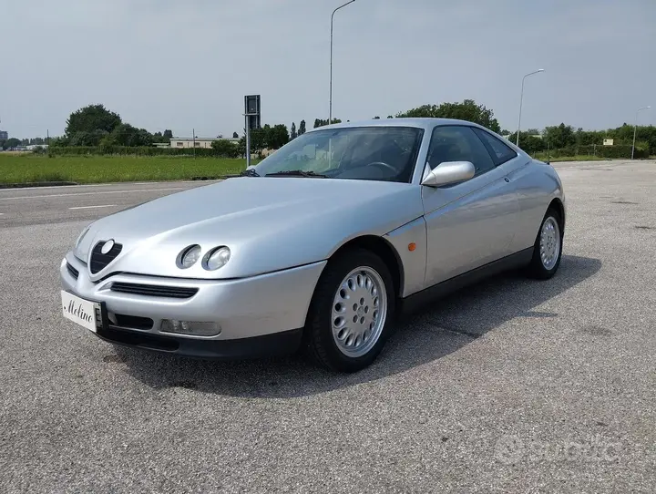 Alfa Romeo Gtv 1997 photo 5