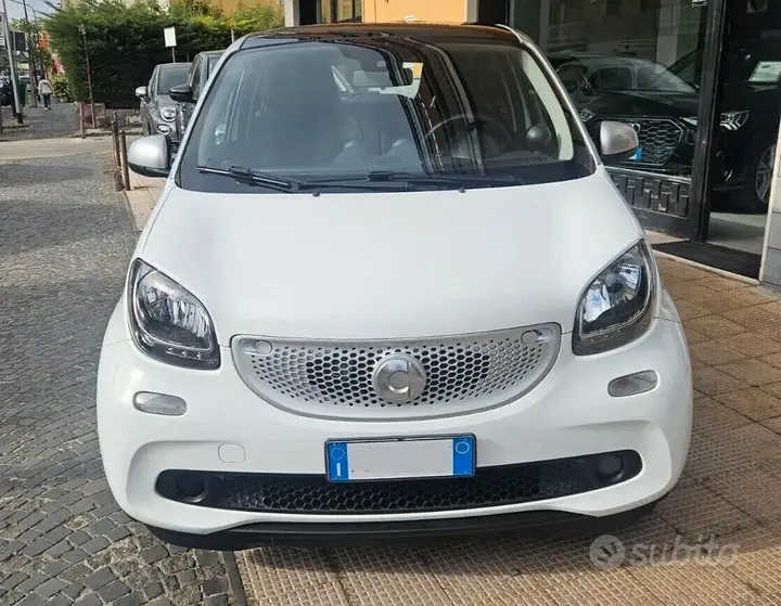 Smart Forfour 2017 photo 2