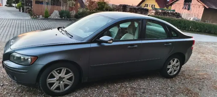 Volvo S40 2004 photo 3