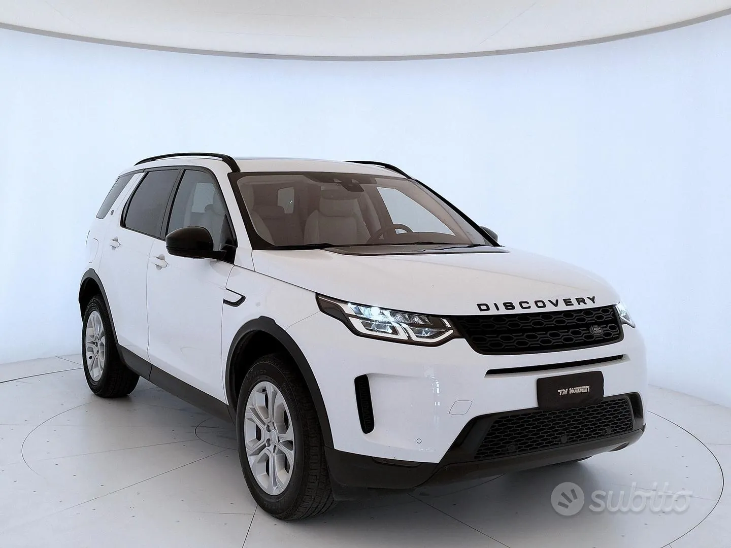 Land Rover Discovery Sport 2020 photo 3