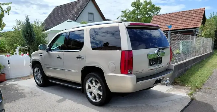 Cadillac Escalade 2007 photo 2