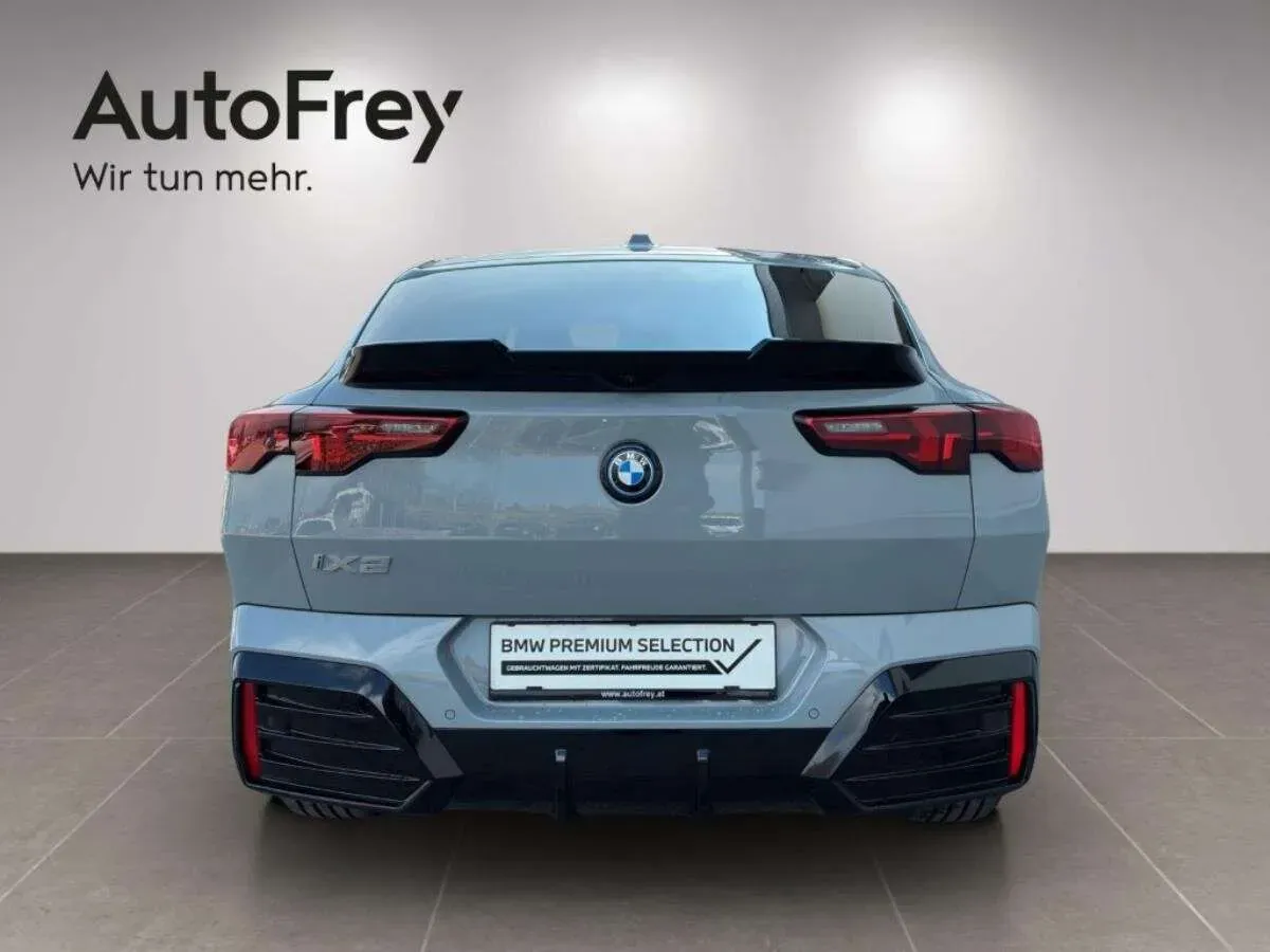 BMW Ix2 2026 photo 3