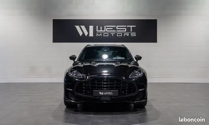 Aston Martin Dbx 2022 photo 2