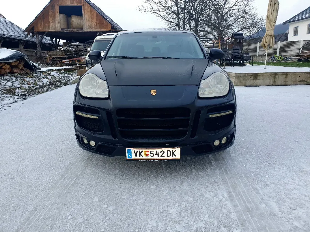 Porsche Cayenne 2006 photo 2