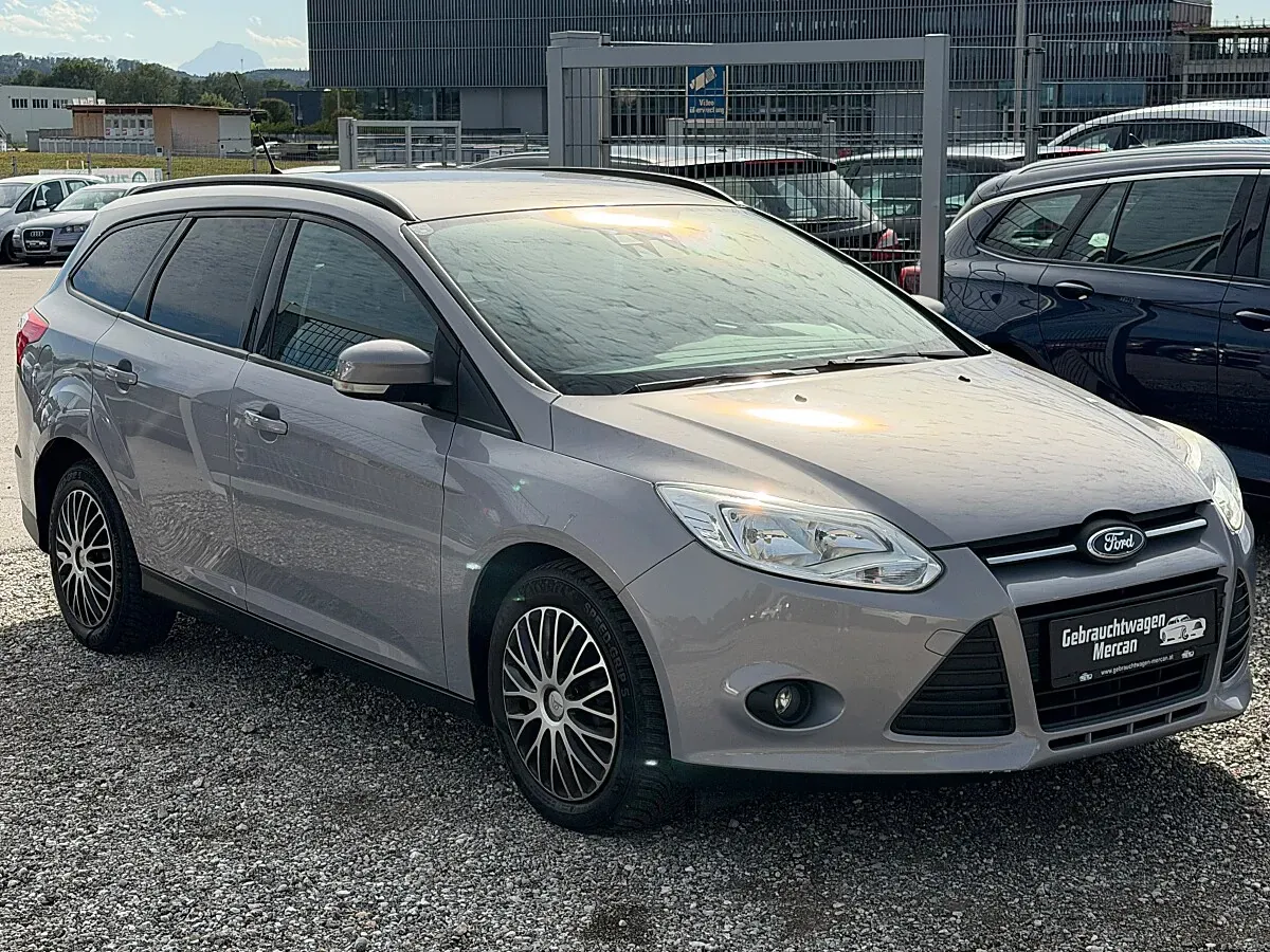 Ford Focus 2011 photo 3