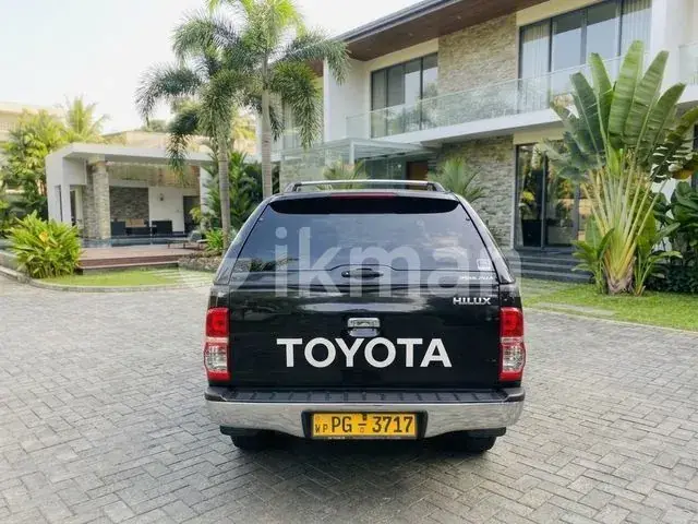 Toyota Hilux 2015 photo 5