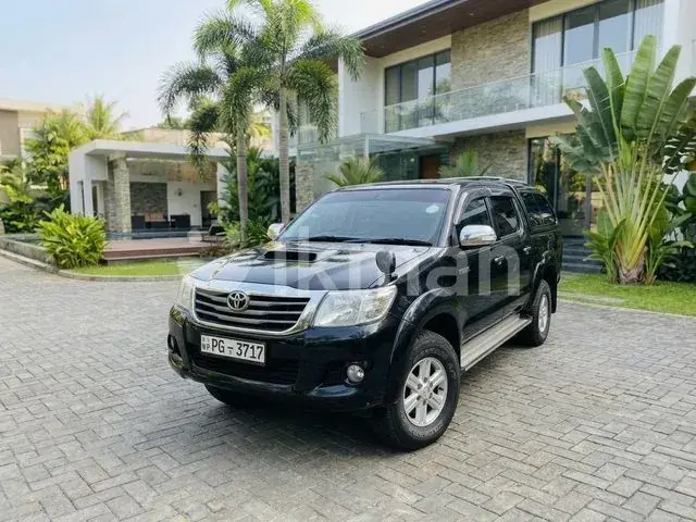 Toyota Hilux 2015 photo 2