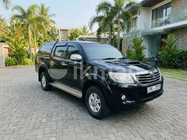 Toyota Hilux 2015 photo 3