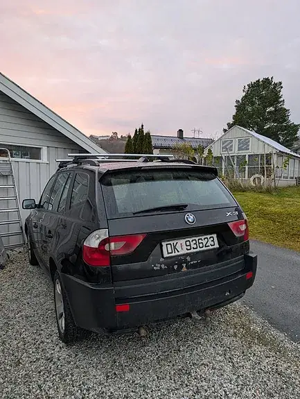BMW X3 2004 photo 2
