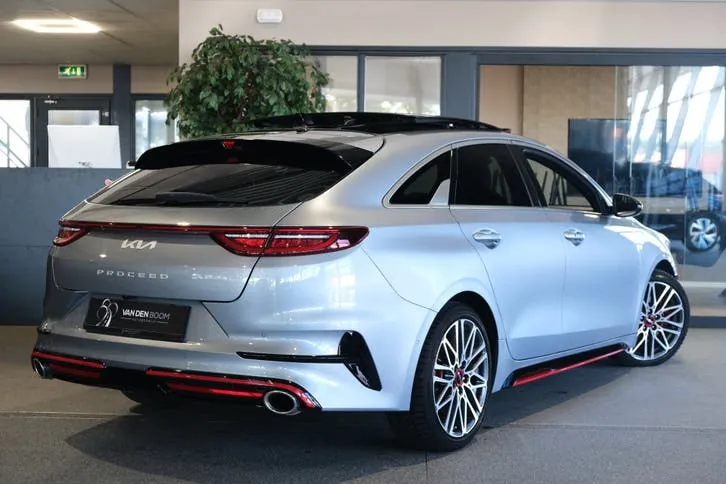 Kia Proceed 2021 photo 2