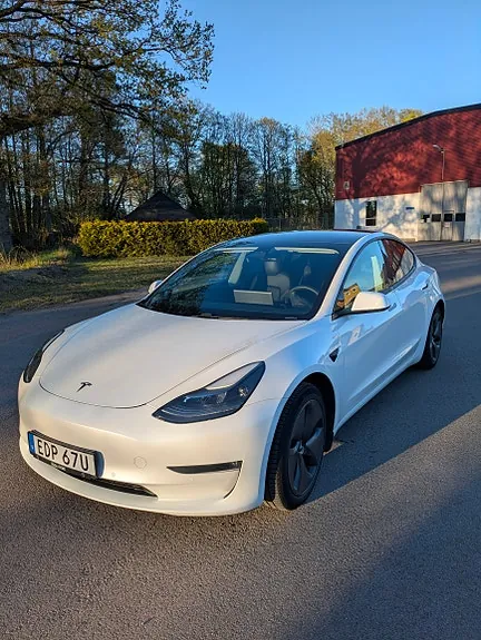 Tesla Model 3 2021 photo 4