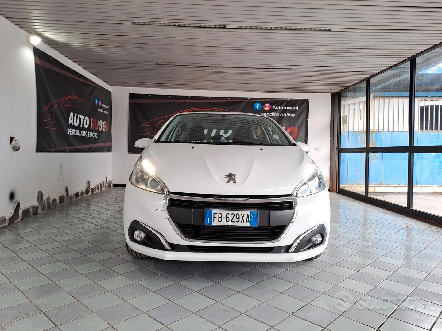 Peugeot 208 2016 photo 3
