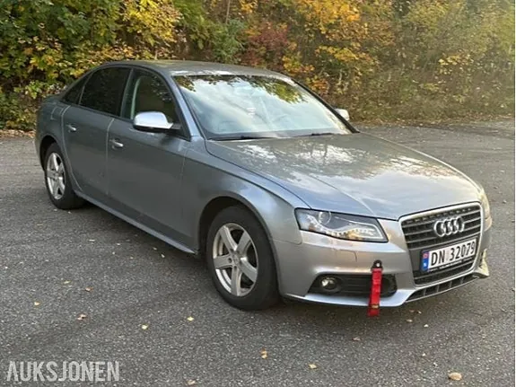 Audi A4 2010 photo 3
